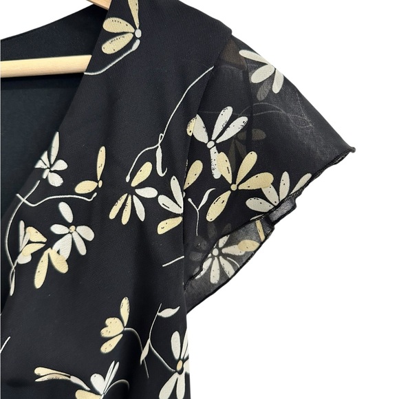 Vintage Black and White Midi Sundress with Flutter Sleeves - Picture 4 of 6